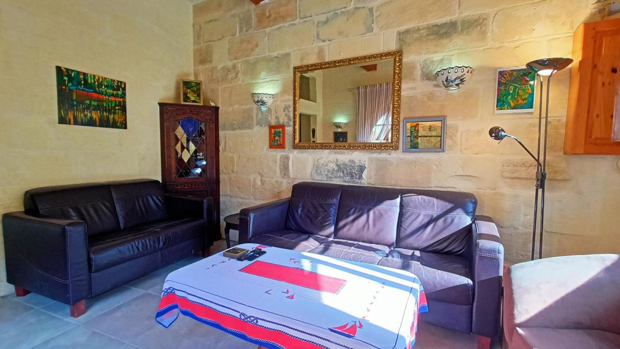Arthome - Guest Rooms Gharb  Bagian luar foto